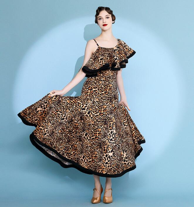 ヒョウ柄 ワルツ スタンダードドレス ゴージャス モダン衣装 大きい裾 レディース 社交ダンス フラメンコ 社交ダンス レッスン着 社交ダンス衣装 スレンダー 練習着 競技用 ステージ モダンドレス