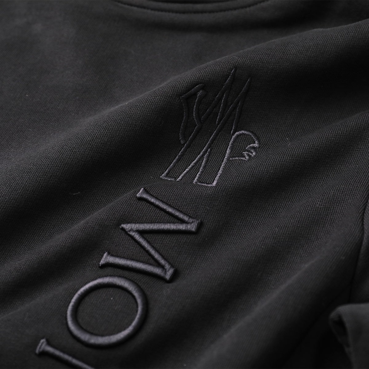 MONCLER GRENOBLE モンクレール グルノーブル パーカー 8G00005 89ADW メンズ コットン スウェット プルオーバー フーディ ロゴ刺繍 ハイネック 999 MONCLER GRENOBLE モンクレール グルノーブル パーカー 8G00005 89ADW メンズ コットン スウェット プルオーバー フーディ ロゴ刺繍 ハイネック 999
