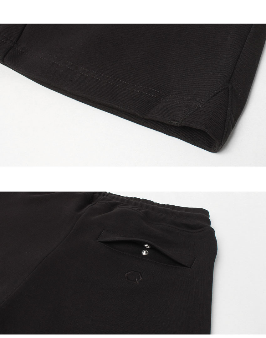 ショーツ メンズ Q-SERIES REGULAR FIT SHORTS ベージュ ブラック 黒 B1431.1061 ボトムス ハーフパンツ 半ズボン 短パン 伸縮性 メタルパーツ ワンポイント ショーツ メンズ Q-SERIES REGULAR FIT SHORTS ベージュ ブラック 黒 B1431.1061 ボトムス ハーフパンツ 半ズボン 短パン 伸縮性 メタルパーツ ワンポイント