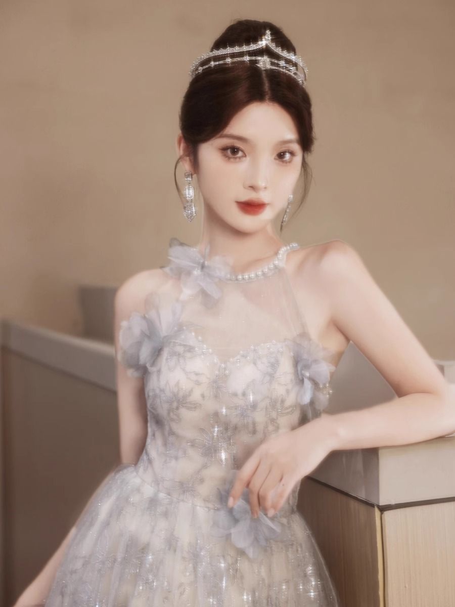 ハングネックイブニングドレス 2024 ボーカルアート試験ディナーホスト感 ハングネックイブニングドレス 2024 ボーカルアート試験ディナーホスト感