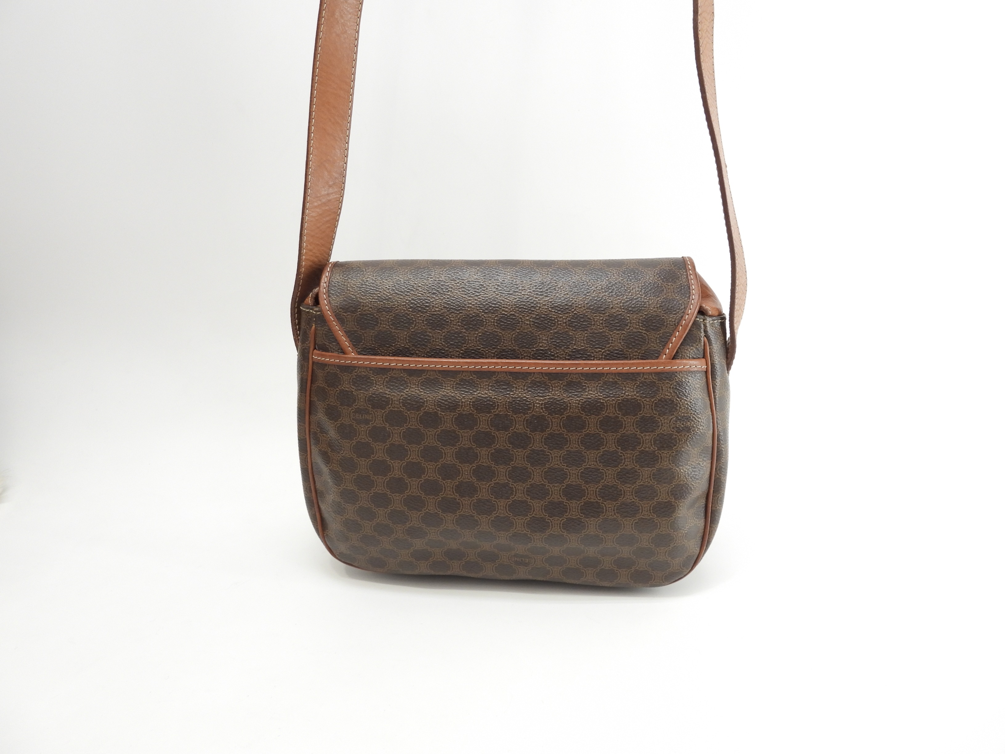 セリーヌ ポシェット トリオンフ マカダム茶 クロスボディバッグ ロゴエンブレム革@M14 4 セリーヌ ポシェット トリオンフ マカダム茶 クロスボディバッグ ロゴエンブレム革@M14 4