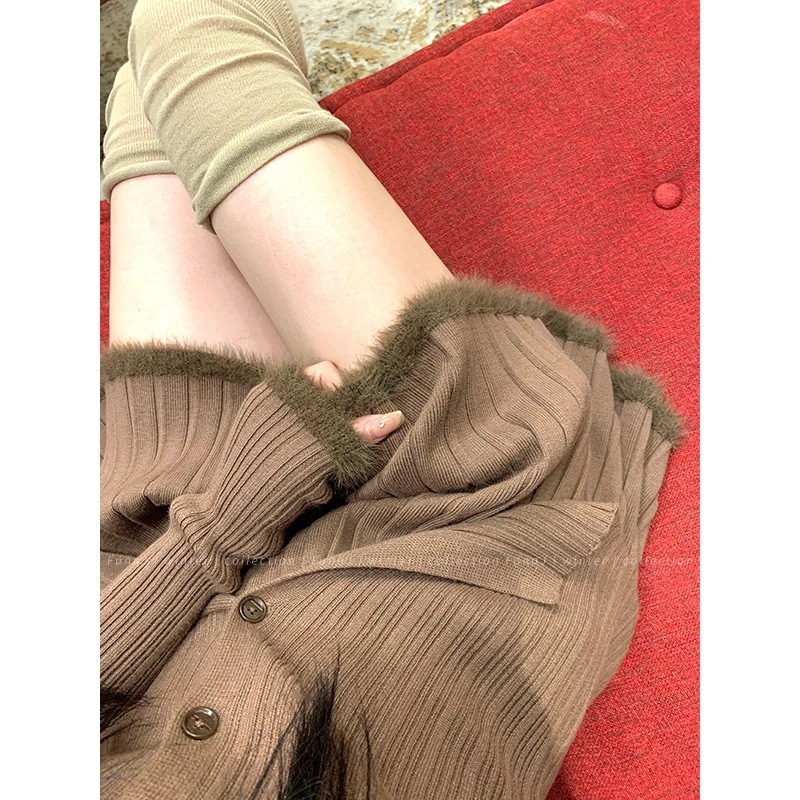 【2枚購入で200円 OFF！急速出荷】ハイウエストプリーツスカート付きレディースツーピースセータースーツ