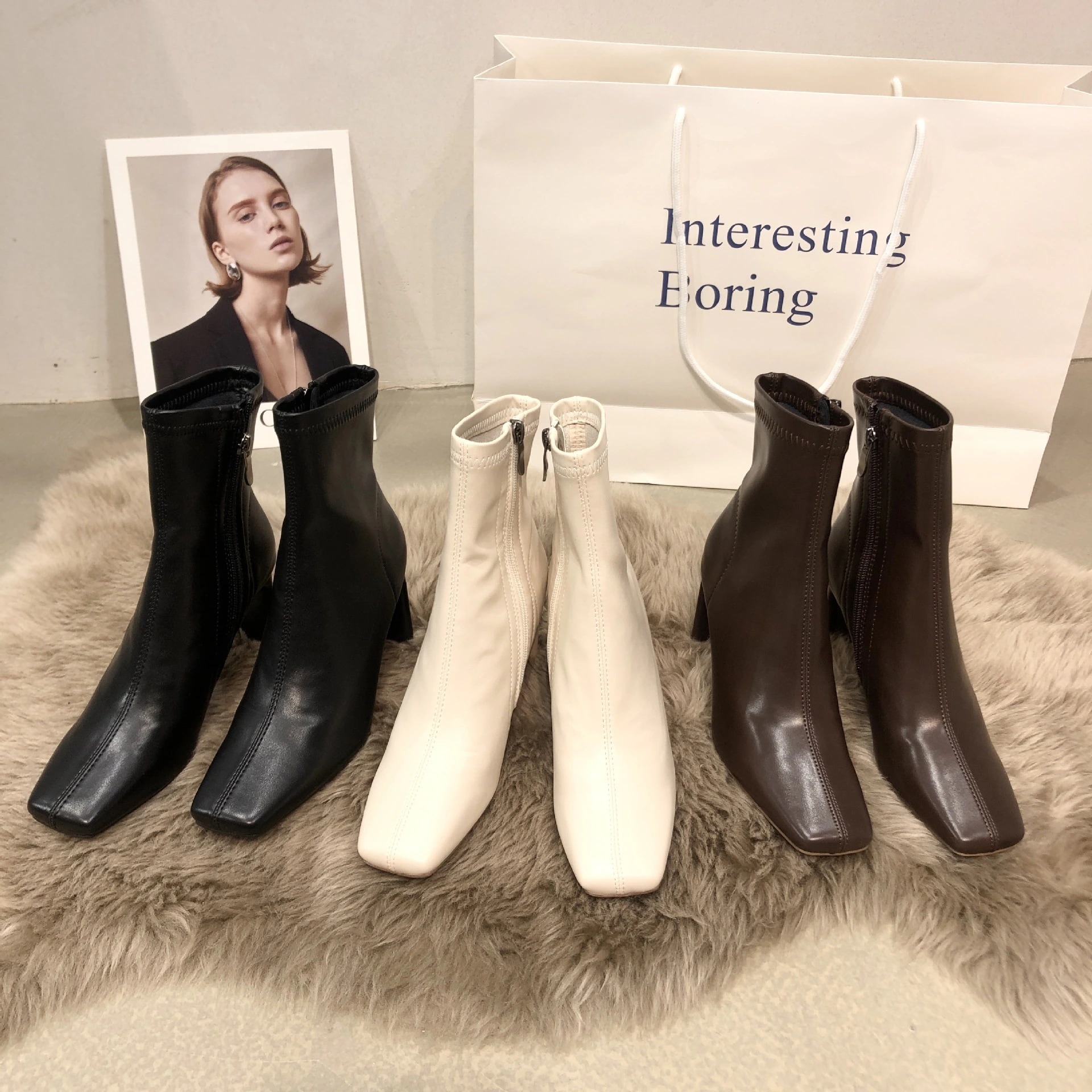 白い短靴女ブーツ痩せブーツハイヒールベージュ女春秋シングル靴の裸の靴の方の頭がフランスの足首ブーツ 白い短靴女ブーツ痩せブーツハイヒールベージュ女春秋シングル靴の裸の靴の方の頭がフランスの足首ブーツ