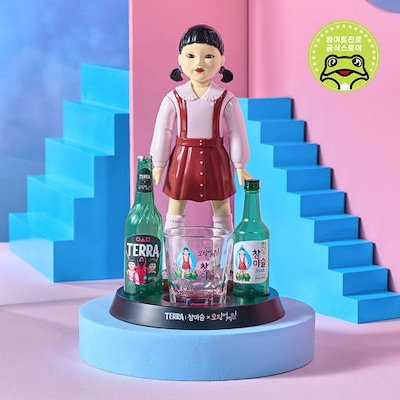 ヨンヒ　チャミスル チャミスル（ヨンヒ人形ラベル）＆グラスセット - メルカリ