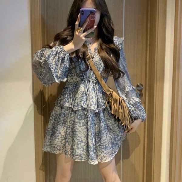 ティーブレイクフレンチブルーの花柄ドレス レディース ワンピース ドレス ミニ 膝上 長袖 パフスリーブ Vネック Aライン プリーツ レース フリル ハイウエスト かわいい カジュアル 上品 ティーブレイクフレンチブルーの花柄ドレス レディース ワンピース ドレス ミニ 膝上 長袖 パフスリーブ Vネック Aライン プリーツ レース フリル ハイウエスト かわいい カジュアル 上品