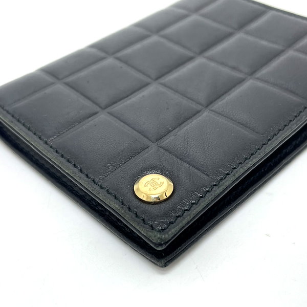シャネル ココマーク チョコバー ラムスキン カードケース CHANEL - シャネル チョコバー ココマーク パスケース カード