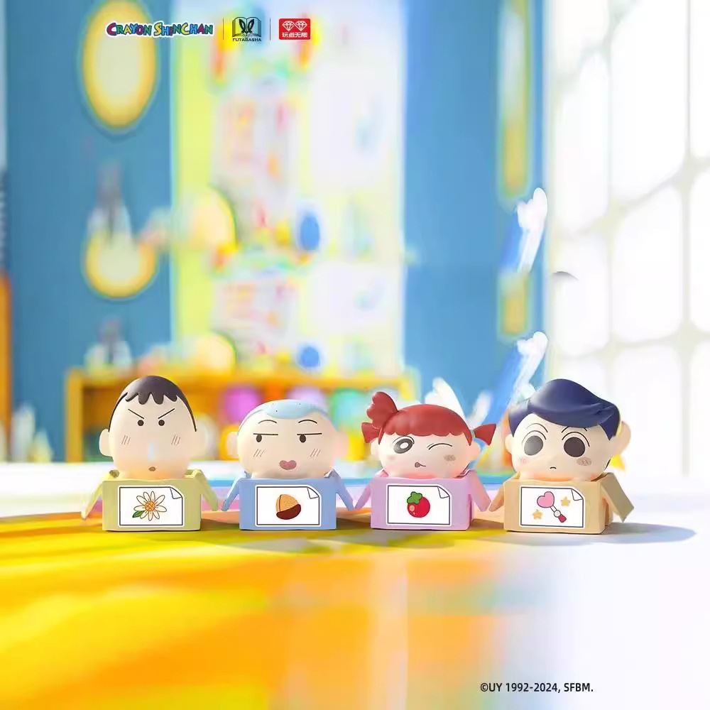 クレヨンしんちゃん 楽しいカートン ジェンガ 純正アニメ周辺機器 ミニ かわいい オーナメント ギフト