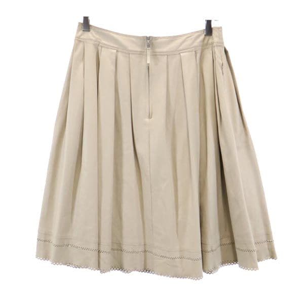 フォクシーニューヨーク 日本製 ミニ丈 レザーライク フレアスカート