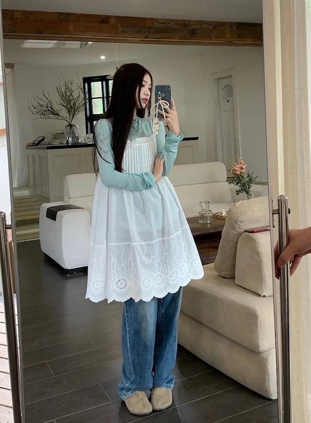 キャミワンピース 膝丈 ジャンパースカート ジャンスカ ノースリーブ キャミソール Aライン レース 透かし彫り 白 ホワイト 春 韓国ファッション レディース おしゃれ かわいい ガーリ ワンピース キャミワンピース 膝丈 ジャンパースカート ジャンスカ ノースリーブ キャミソール Aライン レース 透かし彫り 白 ホワイト 春 韓国ファッション レディース おしゃれ かわいい ガーリ ワンピース