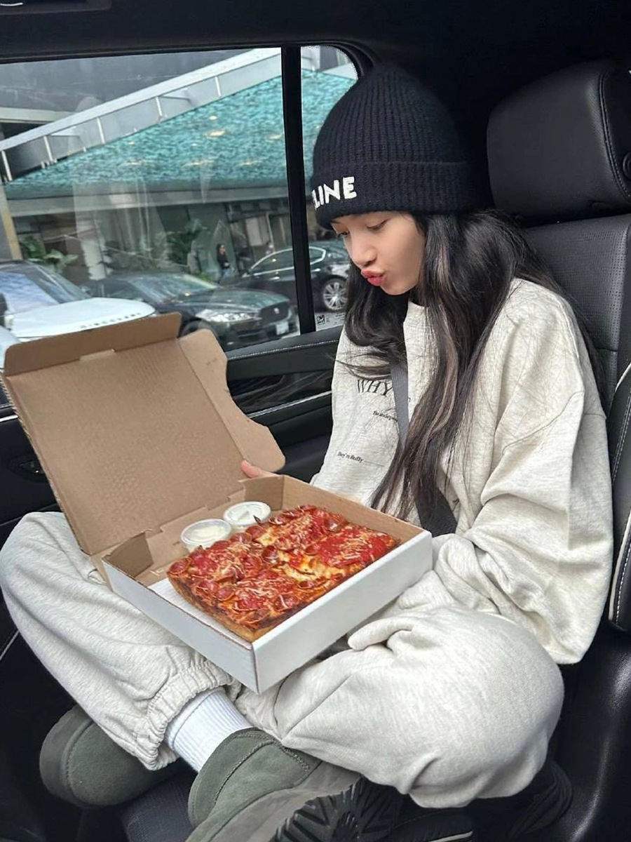 Lisa トレーナースーツレディースカジュアルスポーツ着痩せ秋服一セット Lisa トレーナースーツレディースカジュアルスポーツ着痩せ秋服一セット