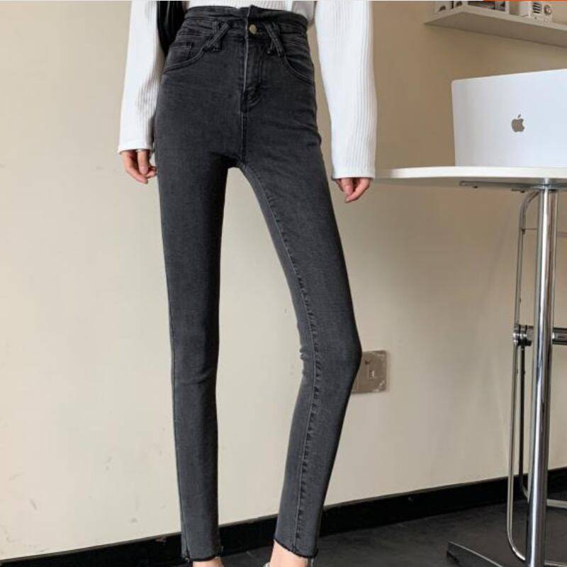 レディース ボトムス デニム ジーンズ パンツ ブラック ブルー お洒落 おしゃれ 春夏 秋冬 秋 冬 ママ ママコーデ 20代 30代 40代 デート お出かけ 普段使い 韓国 トレンド 可愛い 大