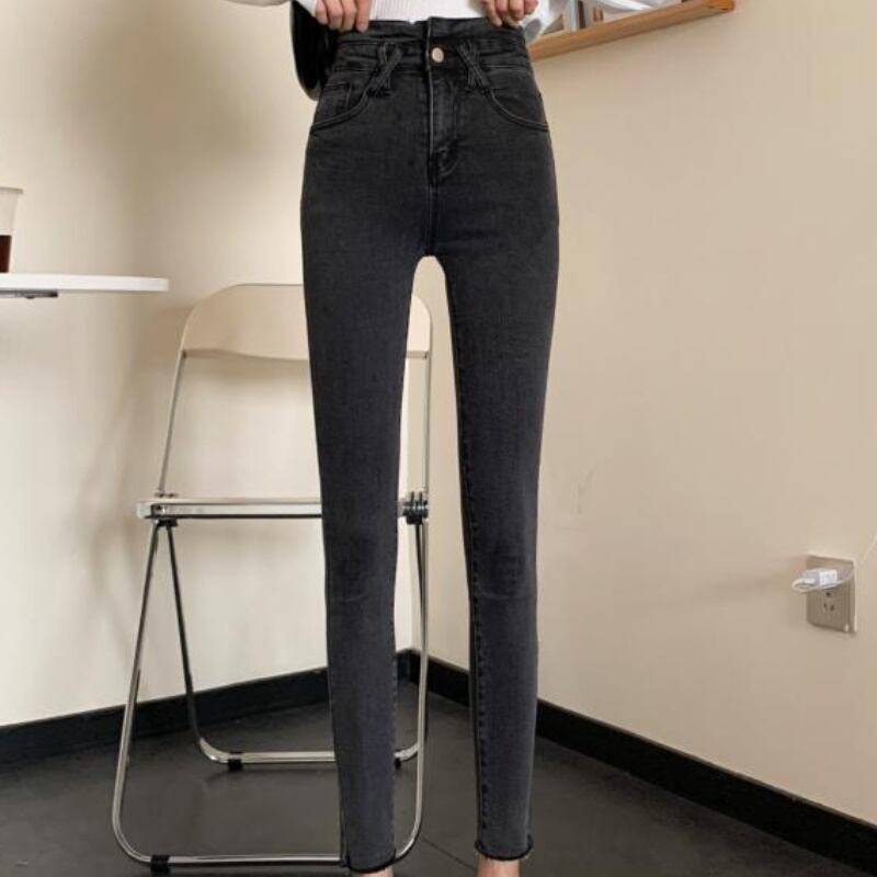 レディース ボトムス デニム ジーンズ パンツ ブラック ブルー お洒落 おしゃれ 春夏 秋冬 秋 冬 ママ ママコーデ 20代 30代 40代 デート お出かけ 普段使い 韓国 トレンド 可愛い 大