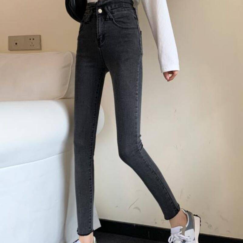 レディース ボトムス デニム ジーンズ パンツ ブラック ブルー お洒落 おしゃれ 春夏 秋冬 秋 冬 ママ ママコーデ 20代 30代 40代 デート お出かけ 普段使い 韓国 トレンド 可愛い 大