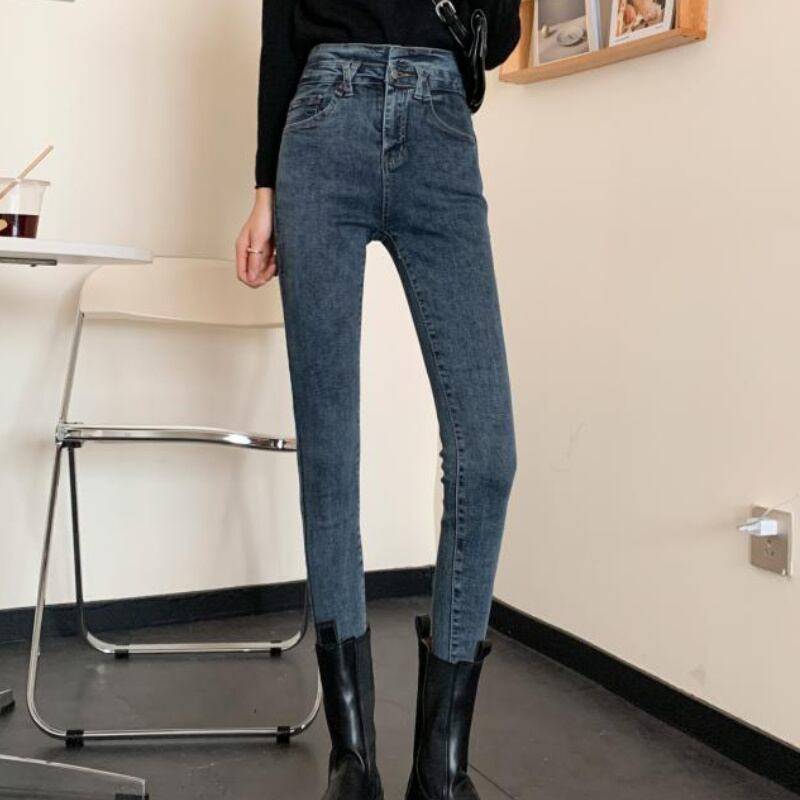 レディース ボトムス デニム ジーンズ パンツ ブラック ブルー お洒落 おしゃれ 春夏 秋冬 秋 冬 ママ ママコーデ 20代 30代 40代 デート お出かけ 普段使い 韓国 トレンド 可愛い 大