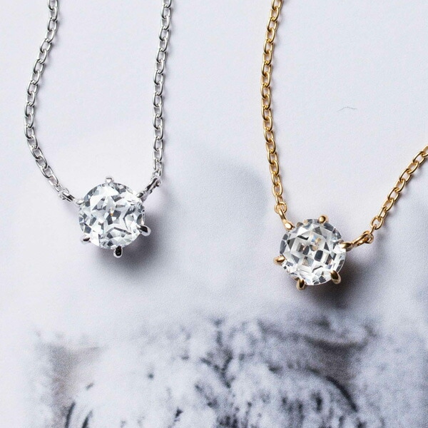 【GINGER掲載】1カラットネックレスBrilliant fortune 輝きの中に閉じ込めた4つのストーリー 幸せを呼ぶフォーチューンジュエリー 一粒ネックレスプレゼント彼女誕生日結婚記 【GINGER掲載】1カラットネックレスBrilliant fortune 輝きの中に閉じ込めた4つのストーリー 幸せを呼ぶフォーチューンジュエリー 一粒ネックレスプレゼント彼女誕生日結婚記