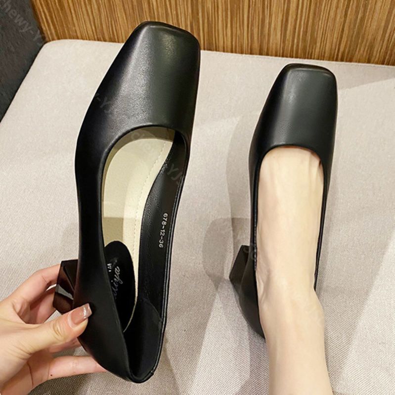 500円OFFクーポン パンプス 痛くない 大きいサイズ ラウンドトゥ エナメル スムース スエード 黒 無地 定番 シンプル キレイ 楽 レイン 撥水 オフィス 合皮 レディース クッション 歩きや moncheryl.com