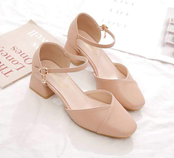 パンプス ヒール4cm 太いヒール ローヒール チャンキーヒール アーモンドトゥ ストラップ アンクルストラップ レディース 上品 ゴージャ パンプス ヒール4cm 太いヒール ローヒール チャンキーヒール アーモンドトゥ ストラップ アンクルストラップ レディース 上品 ゴージャ