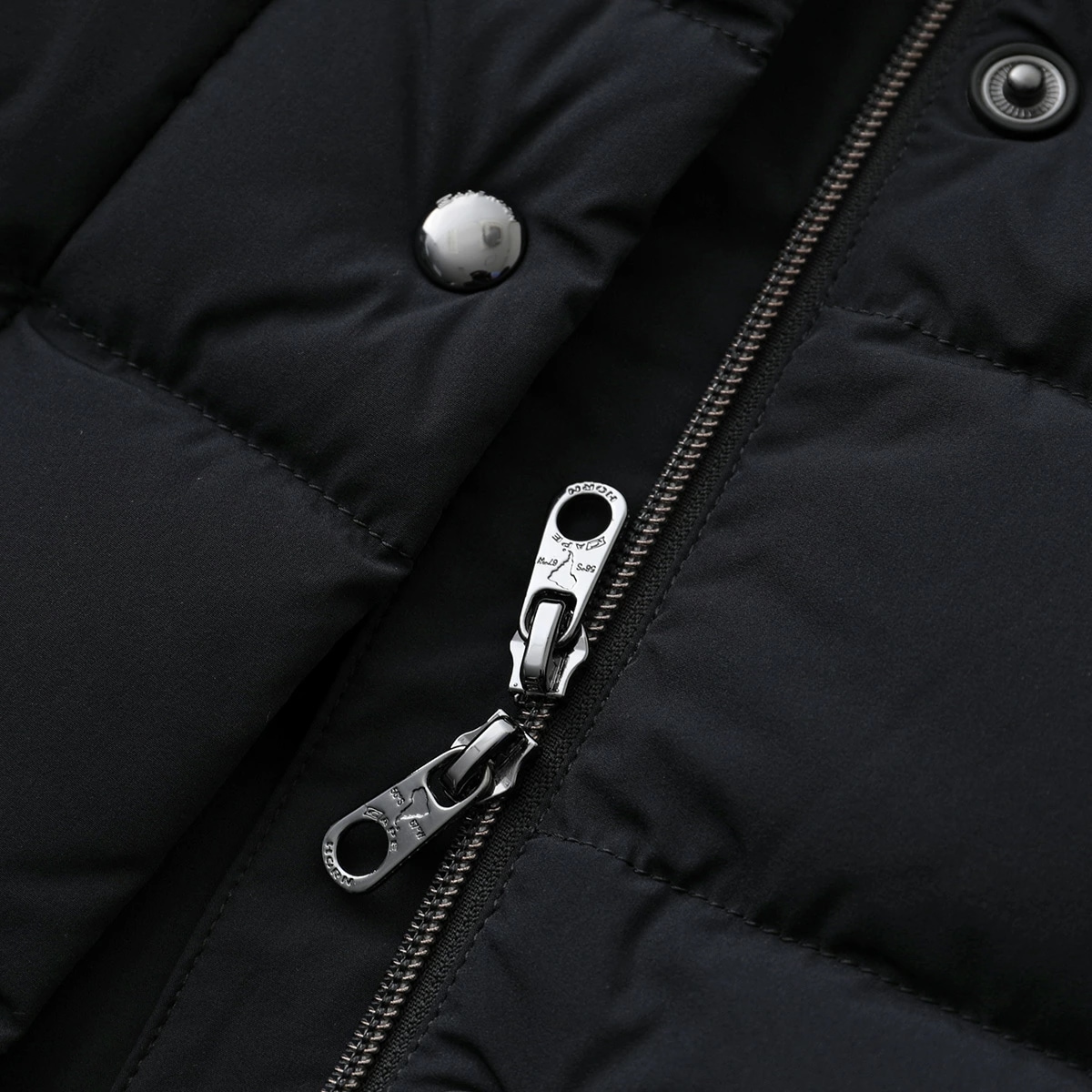 CAPE HORN ケープホーン ダウンコート QUINA クイナ 72574 レディース ダウンジャケット フード付 ロゴ ミドル丈 軽量 500 BLACK