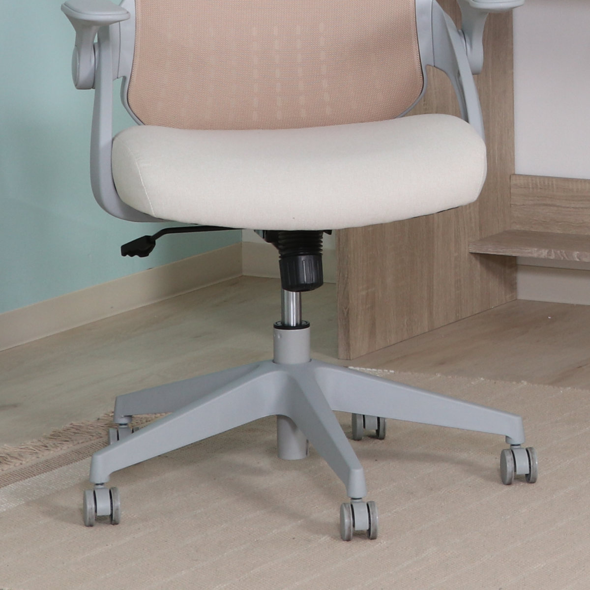 オフィスチェア 座面高41ー48.5cm 高さ調節 肘掛け メッシュ チェア デスクチェア イス 学習 パソコン ワークチェア 椅子 ロッキング キャスター付き おしゃれ かわいい 肘付き オフィスチェア 座面高41ー48.5cm 高さ調節 肘掛け メッシュ チェア デスクチェア イス 学習 パソコン ワークチェア 椅子 ロッキング キャスター付き おしゃれ かわいい 肘付き