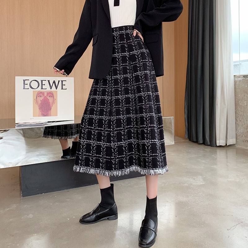 ニットスカート ロング 秋冬 フリンジスカート ニット スカート 黒 チェック柄 ひざ下 Aライン ハイウエスト 韓国 レディース オルチャン かわいい 可愛い 大人可愛い きれいめ