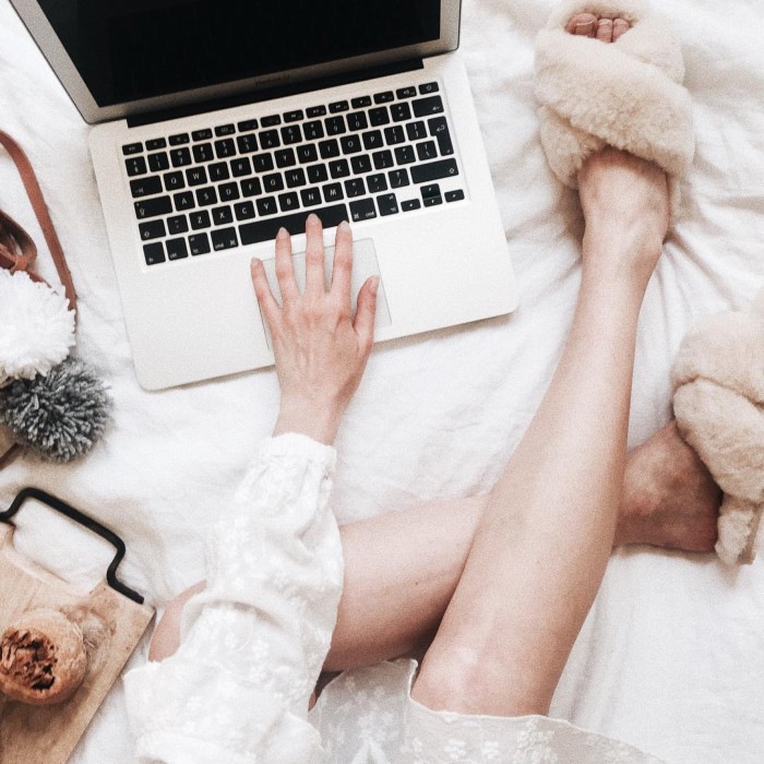 【公式】EMU Australia エミュ Mayberry メイベリー シープスキン ムートン サンダル スリッパ ファーサンダル ルームシューズ ムートンサンダル 天然 あったか モコモコ フ