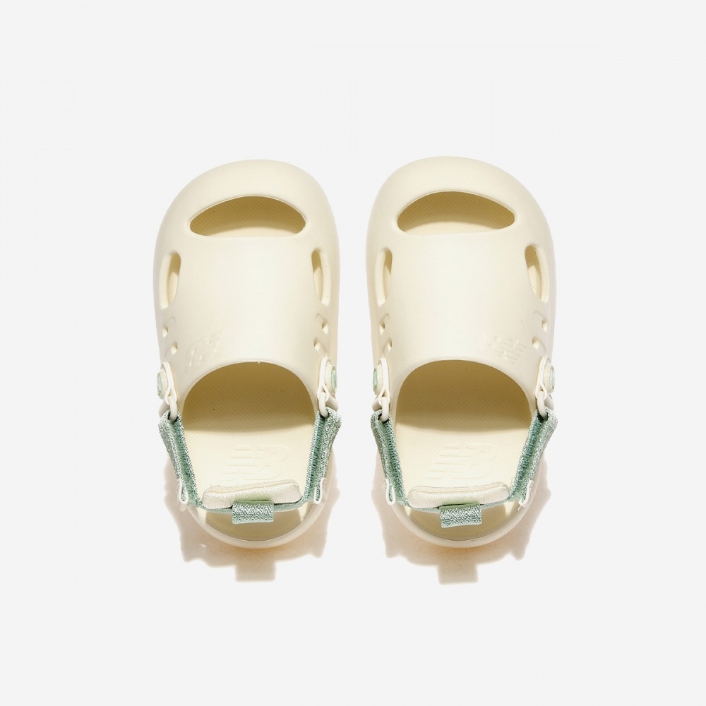 ニューバランス K8811I2P K8811I2P-I2P