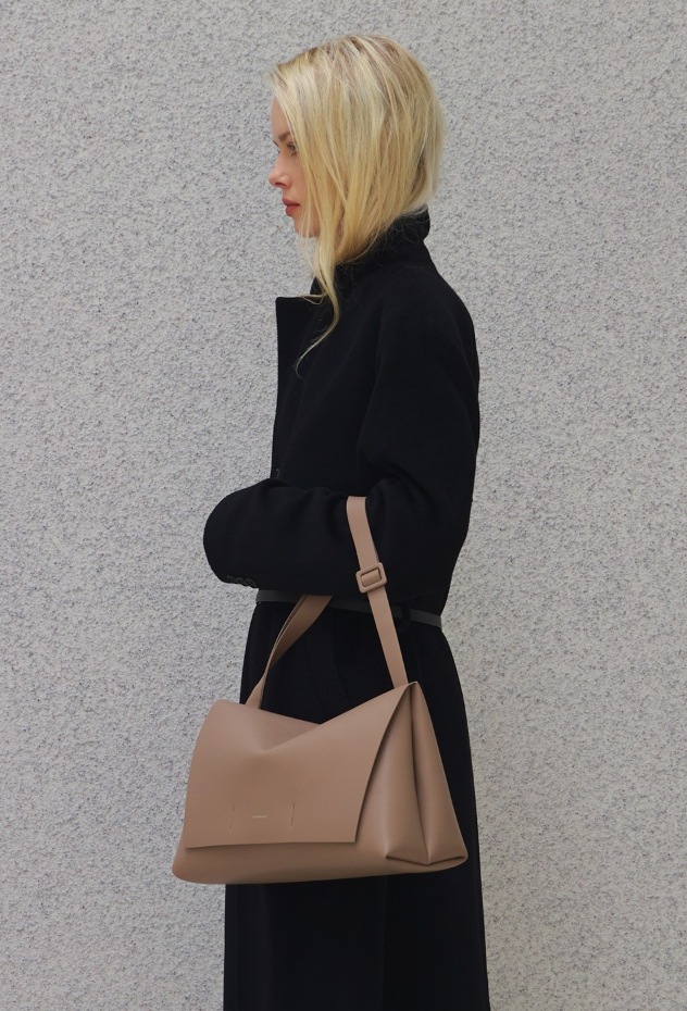 【LECC PROJECT】 MOD FLAP BAG L ★送料関税込み★ Designer fashion, Seoul-fully created | W Concept