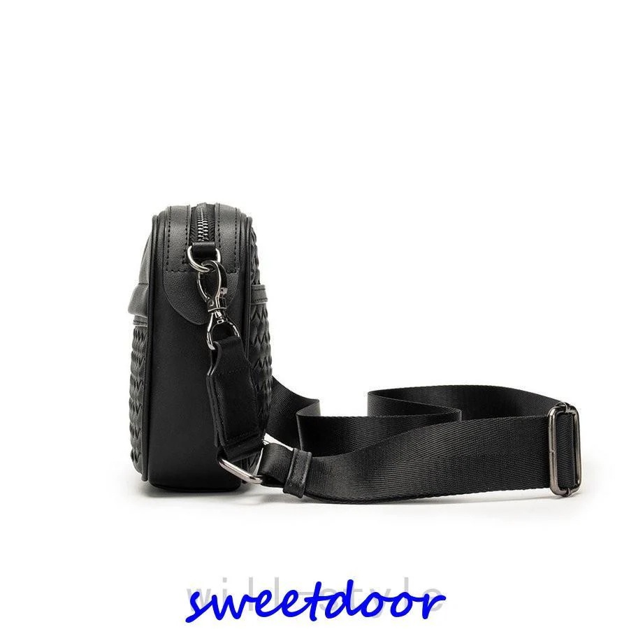 ショルダーバッグ メンズ 小さい 革 ミニバッグ メッセンジャーバッグ 斜めがけバッグ小さめ ショルダーバッグ メンズ 小さい 革 ミニバッグ メッセンジャーバッグ 斜めがけバッグ小さめ