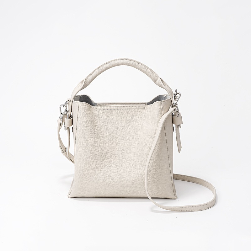 【本革 キーホルダーを贈る】ショルダーバッグ レディース 大容量 軽い 斜めがけ レディース小さめ 撥水ショルダーバッグ ミニショルダーバッグ ショルダー レディースバッグ 母の日 【本革 キーホルダーを贈る】ショルダーバッグ レディース 大容量 軽い 斜めがけ レディース小さめ 撥水ショルダーバッグ ミニショルダーバッグ ショルダー レディースバッグ 母の日