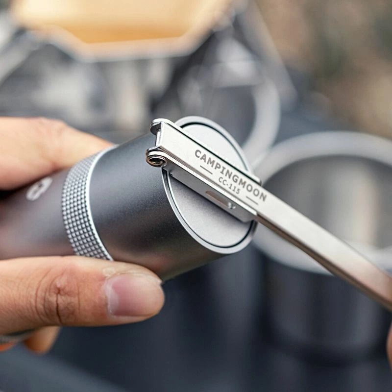 コーヒーミル キャンピングムーン キャンプ 手動 ステンレス刃 アウトドア コンパクト キャンプ用 臼式 コニカル式 軽量 小型 手挽き コーヒー ハンドミル シンプル おしゃれ コーヒー豆挽き ソロ コーヒーミル キャンピングムーン キャンプ 手動 ステンレス刃 アウトドア コンパクト キャンプ用 臼式 コニカル式 軽量 小型 手挽き コーヒー ハンドミル シンプル おしゃれ コーヒー豆挽き ソロ