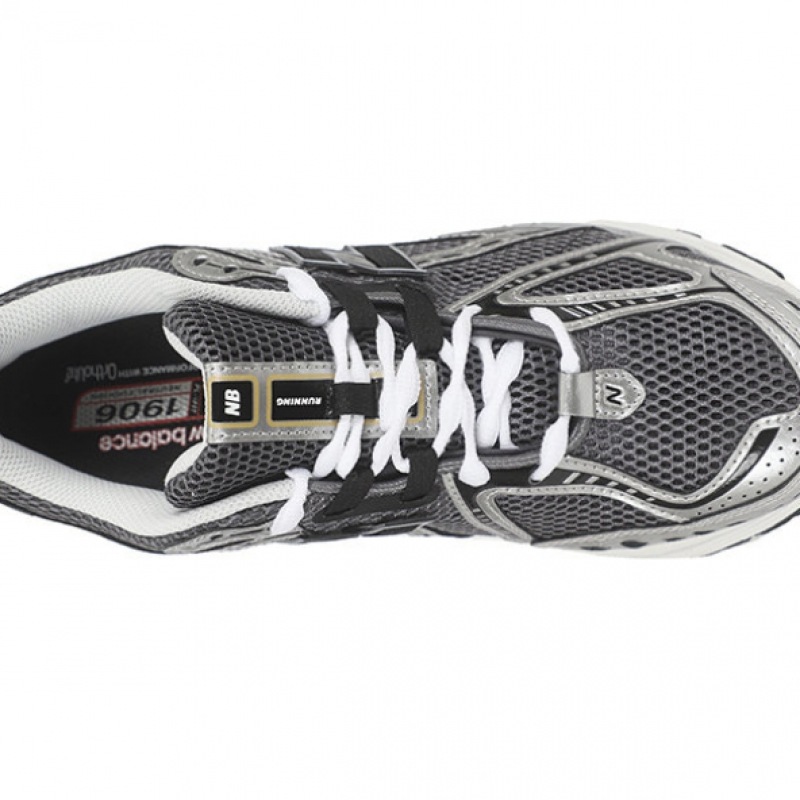 ニューバランス ランニングシューズ 1906R シルバーメタリック ブラック ニューバランス ランニングシューズ 1906R シルバーメタリック ブラック