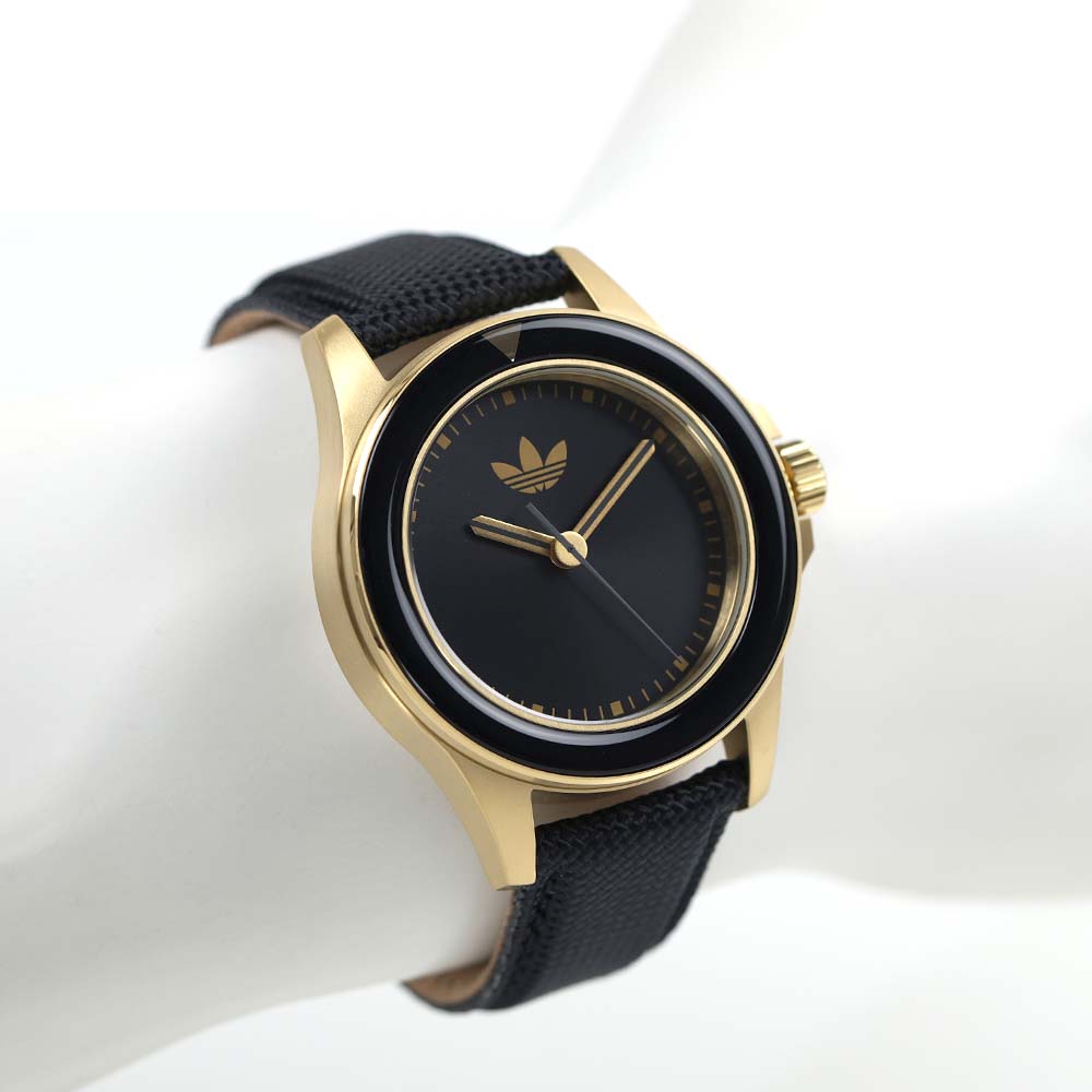 アディダス 腕時計 adidas メンズ レディース ユニセックス EXPRESSION ONE Unisex ブラック AOFH23015 アディダス 腕時計 adidas メンズ レディース ユニセックス EXPRESSION ONE Unisex ブラック AOFH23015