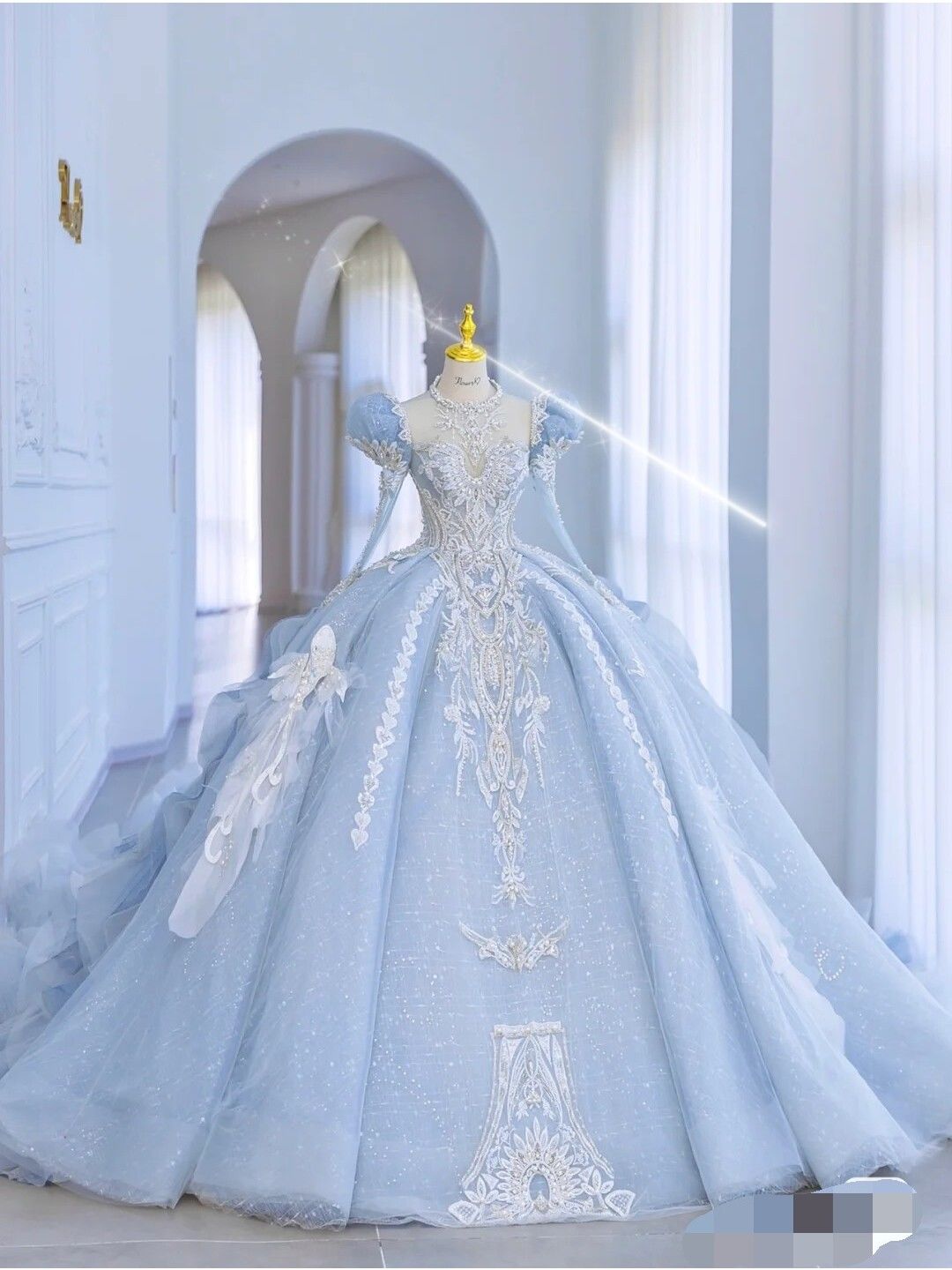 ブルーウェディングドレス2024花嫁重工業豪華なビッグトレーリングパフスリーブメインヤーン冬