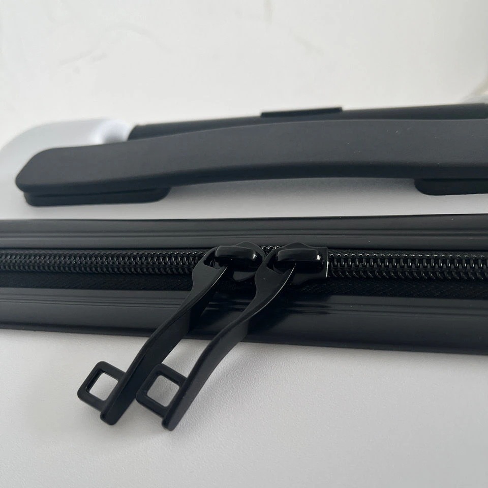 ディズニーの20インチスーツケースのタイロッド女小寸かわいいイラスト顔値旅行箱暗号箱特価在庫一掃 ディズニーの20インチスーツケースのタイロッド女小寸かわいいイラスト顔値旅行箱暗号箱特価在庫一掃