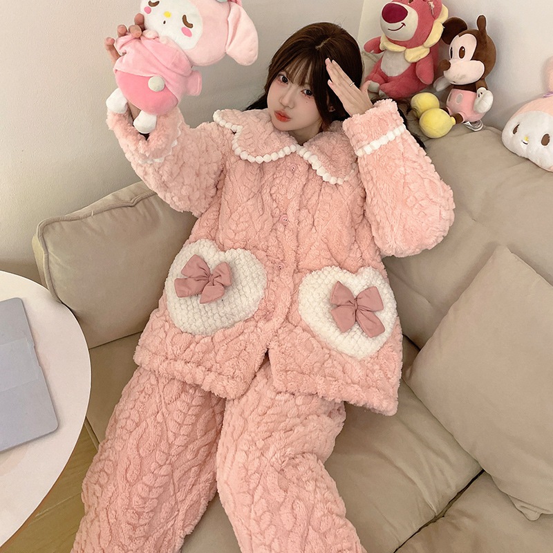 プリン犬パジャマ女性冬の珊瑚絨毯3層綿入り厚手保温超厚手アニメかわいい部屋着