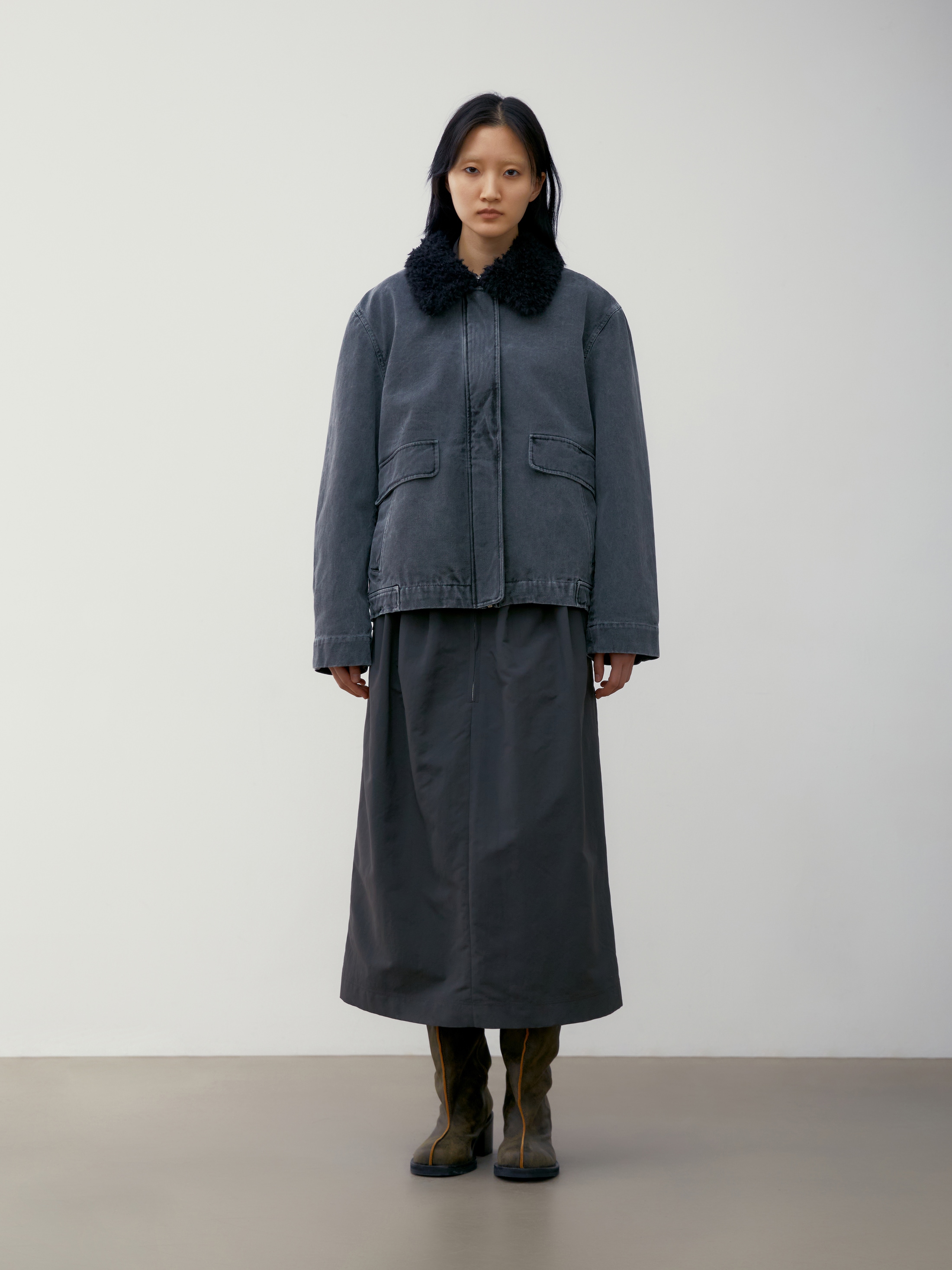 【LOW CLASSIC】 PIGMENT COTTON MUSTANG JACKET : CHARCOAL