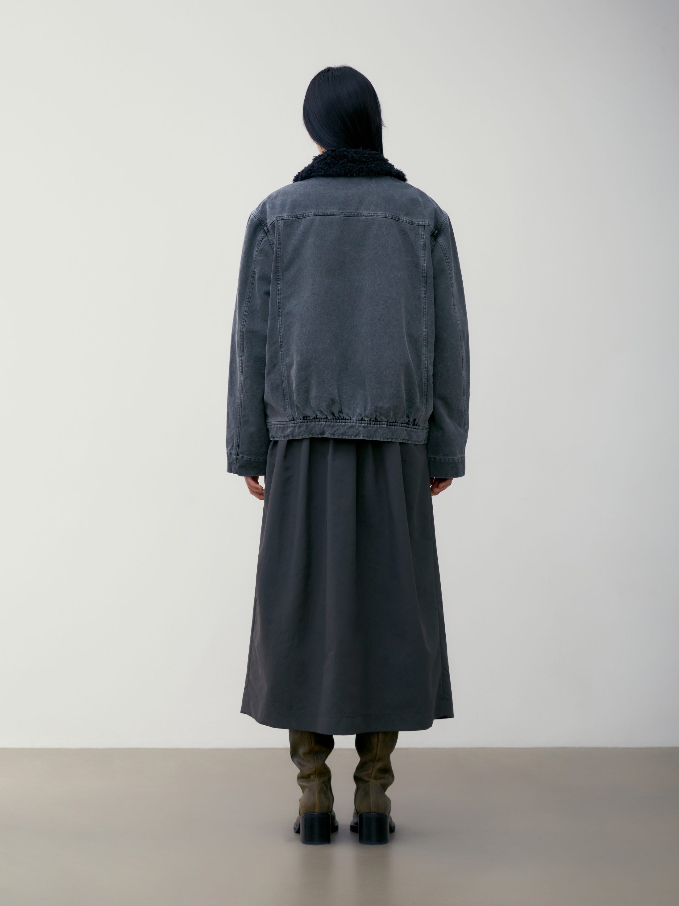 【LOW CLASSIC】 PIGMENT COTTON MUSTANG JACKET : CHARCOAL