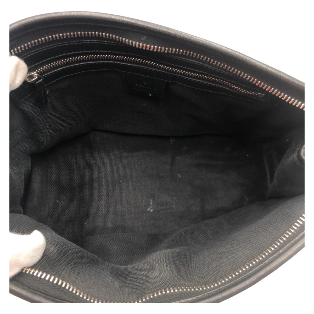 美品 インターロッキング ブラック レザー クラッチバッグ セカンドバッグ メンズ 503292