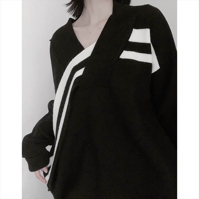 セーター ニット トップス プルオーバー Vネック レディース かわいい 大人可愛い きれいめ 上品 こなれ感 シンプル カジュアル 主役級 存在感 個性的 ルーズ かっこいい デート お出かけ ラフ