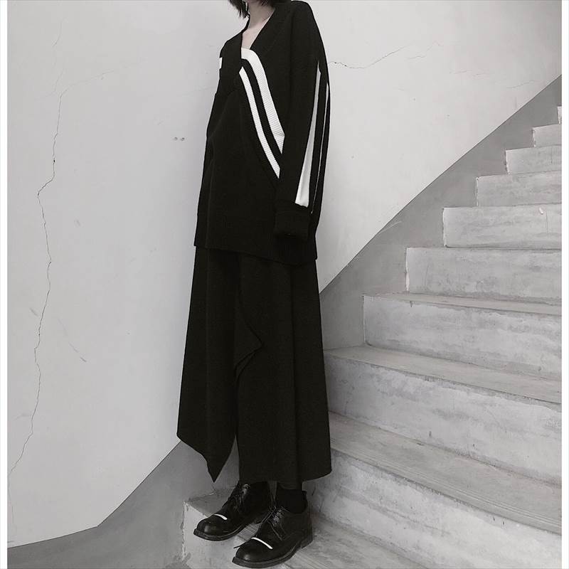 セーター ニット トップス プルオーバー Vネック レディース かわいい 大人可愛い きれいめ 上品 こなれ感 シンプル カジュアル 主役級 存在感 個性的 ルーズ かっこいい デート お出かけ ラフ