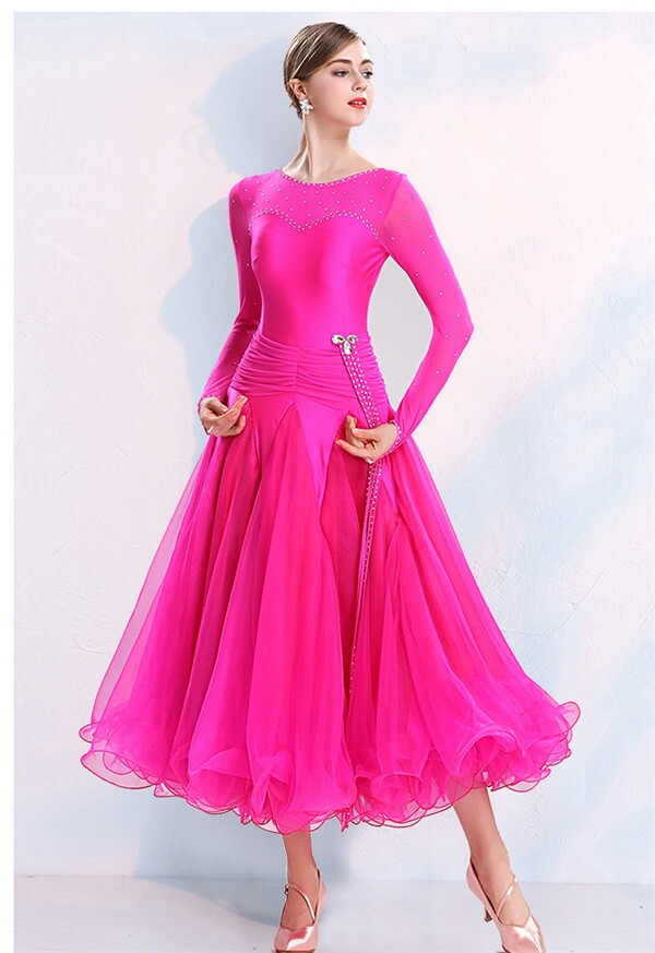 社交ダンス 衣装 豪華 ドレス 大きい裾 発表会 モダン刺繍競技着 練習着 演出 スタンダードワルツダンス デモ パーティー ダンスウエア ダンス発表会 団体 レッド ピンク ネイビー 紺色 社交ダンス 衣装 豪華 ドレス 大きい裾 発表会 モダン刺繍競技着 練習着 演出 スタンダードワルツダンス デモ パーティー ダンスウエア ダンス発表会 団体 レッド ピンク ネイビー 紺色