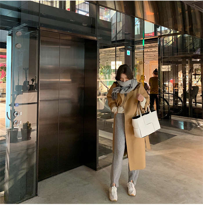 コート レディース 秋 冬 ロング丈 トレンチコート レディース チエスターコート ロングコート コート 羽織 アウター 秋 冬 コート ウール混 エレガント カジュアル 無地 体型カバー 暖かい ゆ