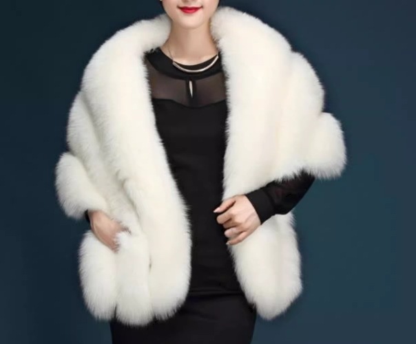 ファッション小物 ケープ レディース ショール ファー 厚手 毛皮 かわいい 大人可愛い きれいめ 上品 おしゃれ かっこいい こなれ感 個性的 クール エレガント 存在感 ラグジュアリー 豪華 ファッション小物 ケープ レディース ショール ファー 厚手 毛皮 かわいい 大人可愛い きれいめ 上品 おしゃれ かっこいい こなれ感 個性的 クール エレガント 存在感 ラグジュアリー 豪華