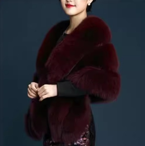 ファッション小物 ケープ レディース ショール ファー 厚手 毛皮 かわいい 大人可愛い きれいめ 上品 おしゃれ かっこいい こなれ感 個性的 クール エレガント 存在感 ラグジュアリー 豪華 ファッション小物 ケープ レディース ショール ファー 厚手 毛皮 かわいい 大人可愛い きれいめ 上品 おしゃれ かっこいい こなれ感 個性的 クール エレガント 存在感 ラグジュアリー 豪華