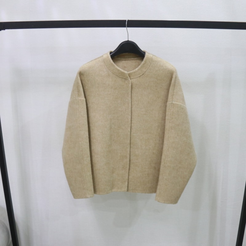 新しいシルエットの厚いウールコートの両面毛ですね短いウールコートの女性は冬です