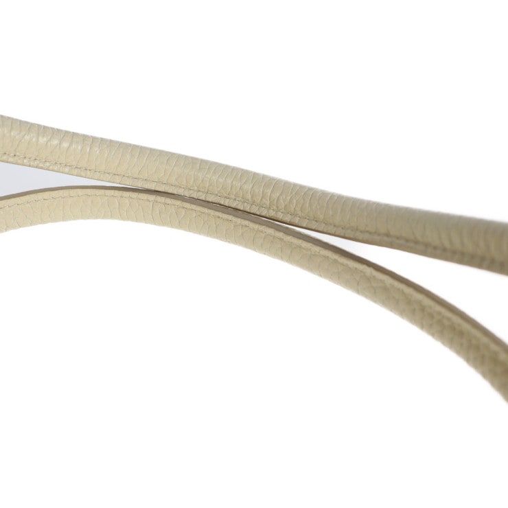 超美品 ADMJ エーディーエムジェイ ミニボストン ハンドバッグ レザー アイボリー系 ゴールド金具 ショルダーバッグ 鍵付き【本物保証】 超美品 ADMJ エーディーエムジェイ ミニボストン ハンドバッグ レザー アイボリー系 ゴールド金具 ショルダーバッグ 鍵付き【本物保証】