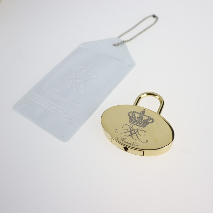 超美品 ADMJ エーディーエムジェイ ミニボストン ハンドバッグ レザー アイボリー系 ゴールド金具 ショルダーバッグ 鍵付き【本物保証】 超美品 ADMJ エーディーエムジェイ ミニボストン ハンドバッグ レザー アイボリー系 ゴールド金具 ショルダーバッグ 鍵付き【本物保証】