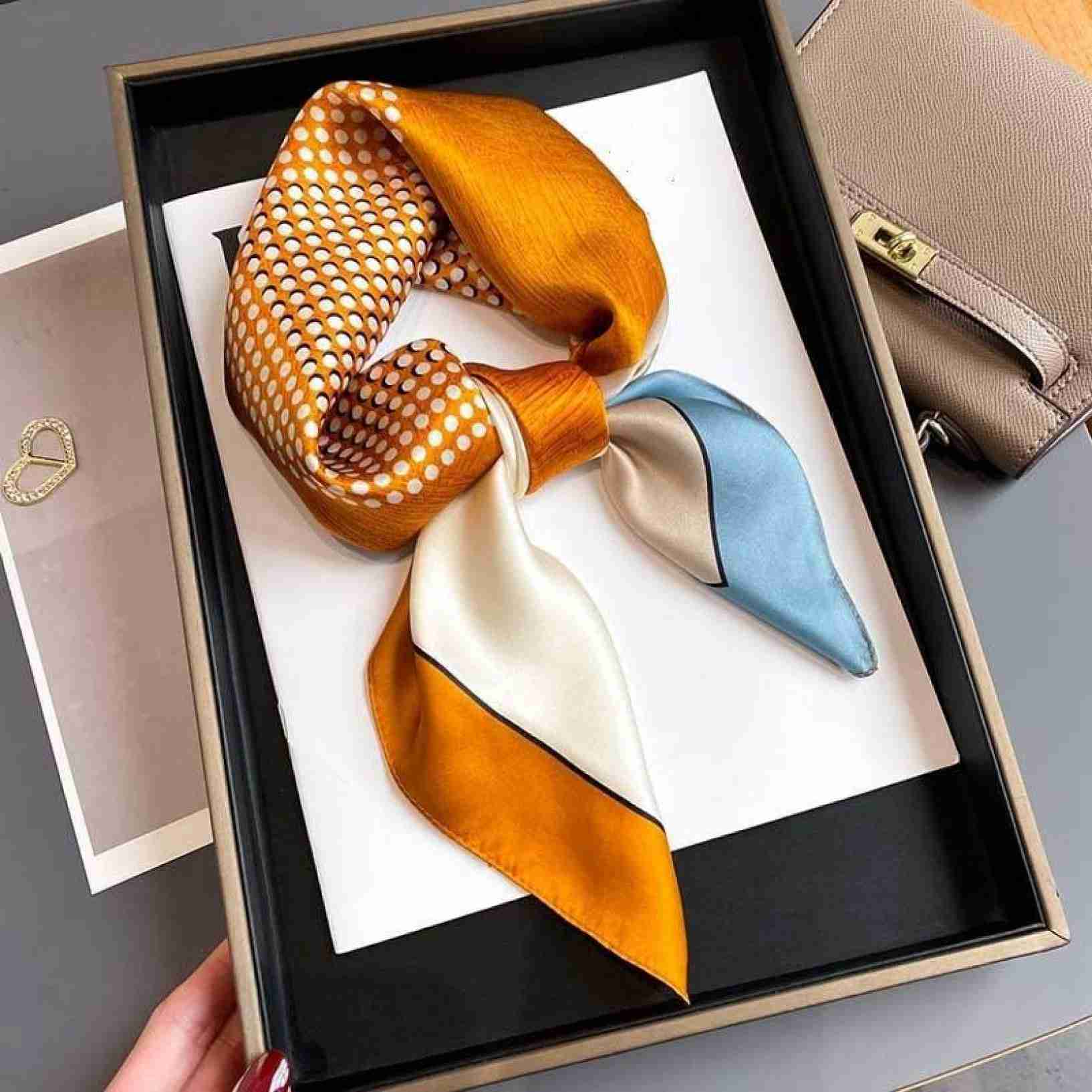 【20%OFFクーポン~】ストール スカーフ 女性 レディース スモール スクエア スカーフ 装飾 スーツ ネック スカーフ パーティー用小物 【20%OFFクーポン~】ストール スカーフ 女性 レディース スモール スクエア スカーフ 装飾 スーツ ネック スカーフ パーティー用小物