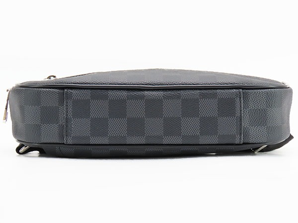 ほぼ新品ルイヴィトンダミエグラフィットアンブレールボディバッグウエストバッグバムバッグベルトバッグブラック
