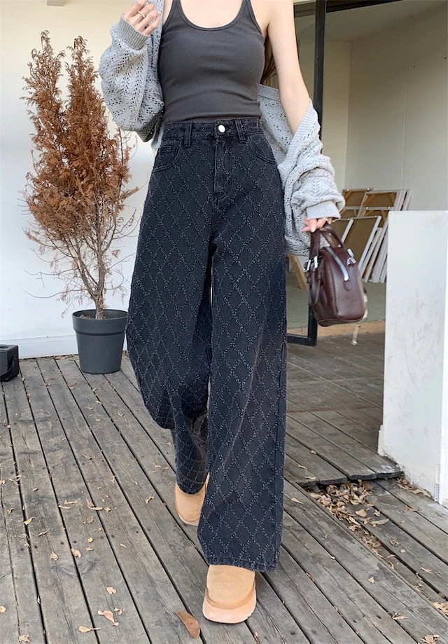 2024 春夏パンツ デニム ジーンズ モップパンツ ジャガード 菱形 ワイド ストレート ハイウエスト 脚長効果 美脚効果 細見え 春 黒 ブラック カジュアル 韓国ファッション レディース お出か 2024 春夏パンツ デニム ジーンズ モップパンツ ジャガード 菱形 ワイド ストレート ハイウエスト 脚長効果 美脚効果 細見え 春 黒 ブラック カジュアル 韓国ファッション レディース お出か